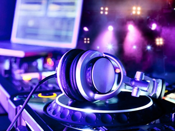 DJ